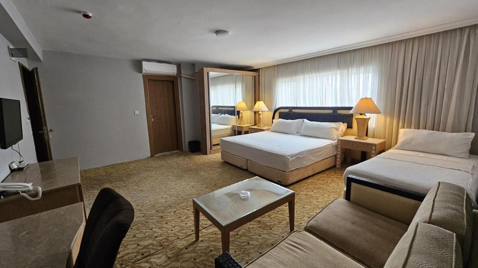 Sever Suites Hotel Antalya Exteriör bild