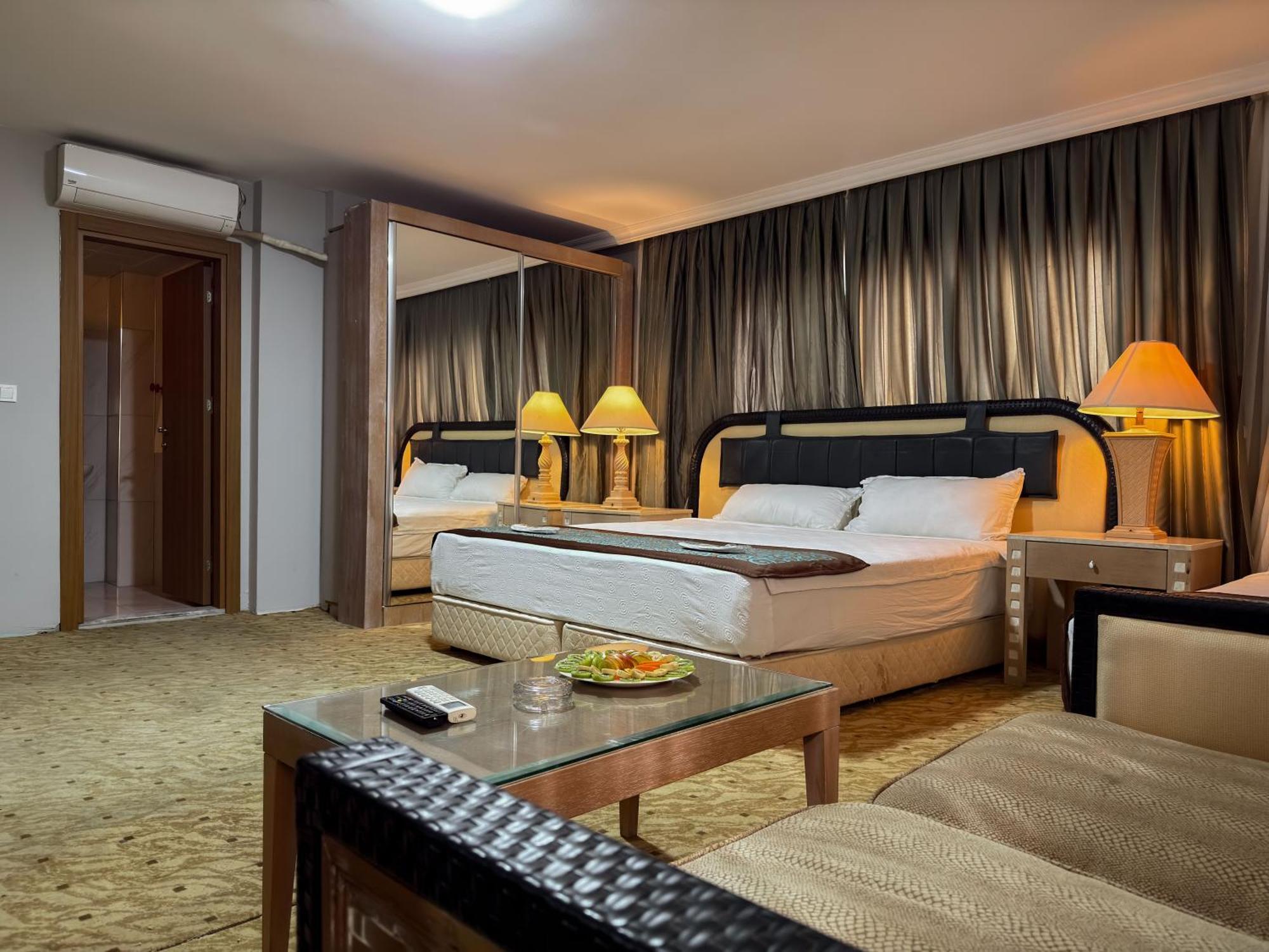 Sever Suites Hotel Antalya Exteriör bild