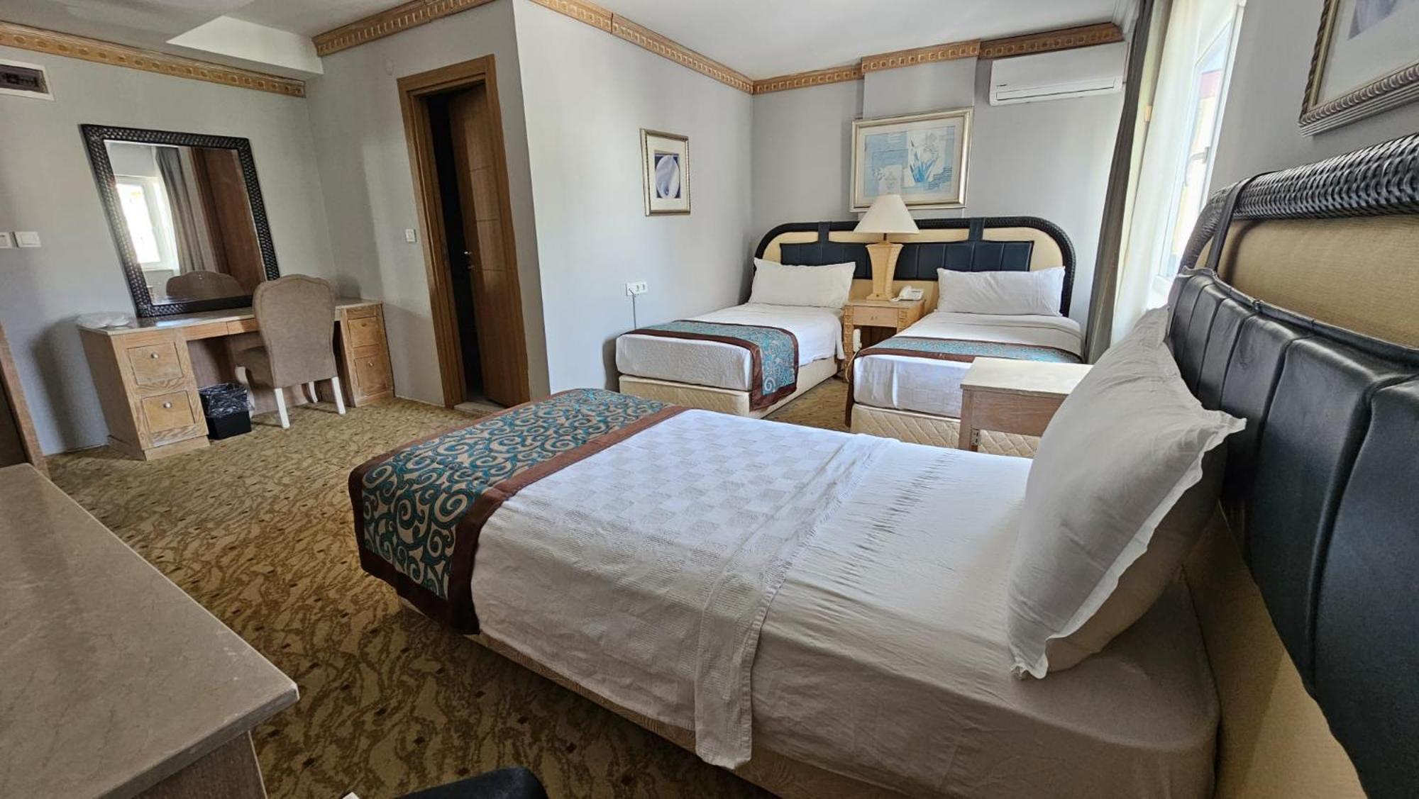 Sever Suites Hotel Antalya Exteriör bild